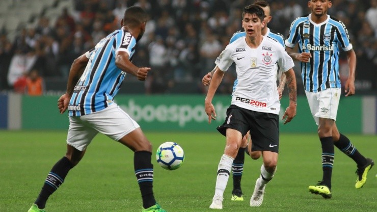 Ángelo Araos en el Corinthians de Brasil Ángelo Araos en el Corinthians de Brasil