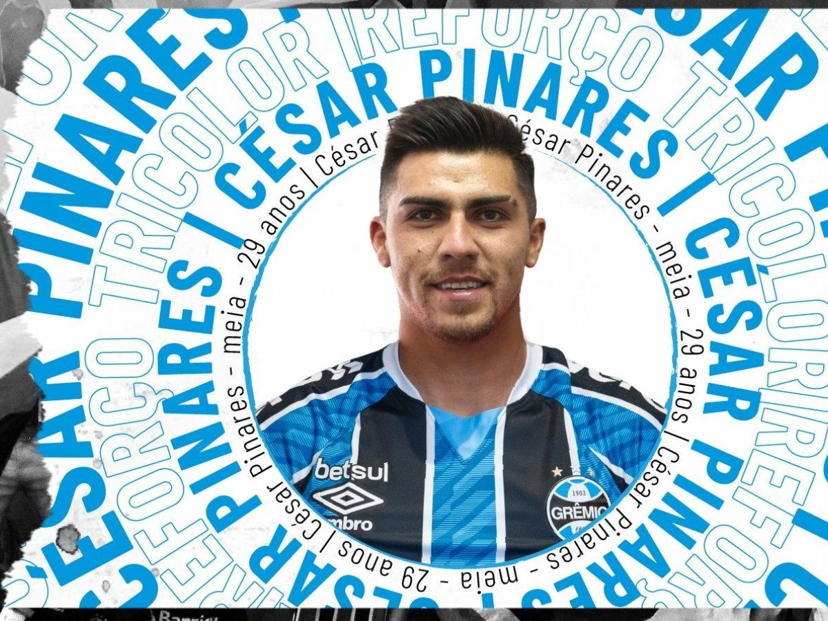 Gremio Cesar Pinares Ya Luce Su Nueva Camiseta Tras Salir De Universidad Catolica Redgol