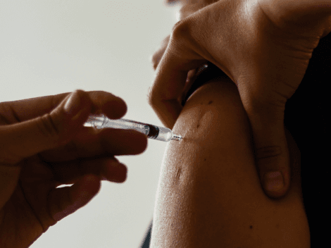 Descubren vacuna "90% efectiva" contra la Covid-19