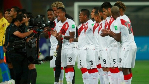 Selección peruana antes de enfrentar a Brasil