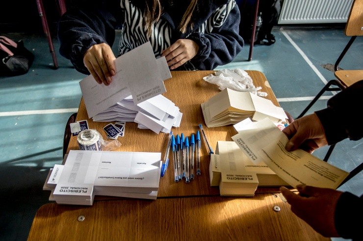 El voto será voluntario al igual que en el Plebiscito. (Foto: Agencia Uno)