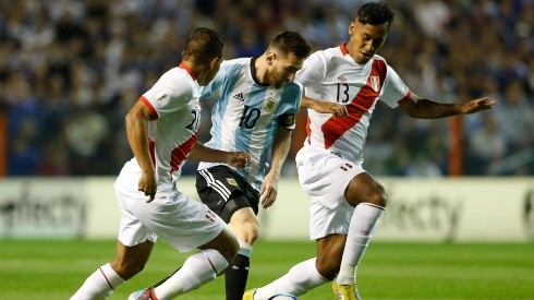 El partido entre peruanos y argentinos está en duda