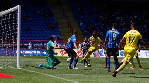 Universidad de Concepción viene de empatar 2-2 frente a Curicó Unido.