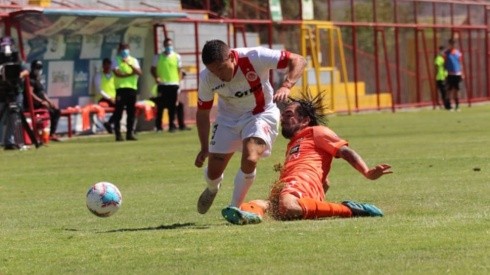 Cobreloa no pudo sumar su cuarta victoria consecutiva en Primera B ante un aguerrido San Felipe