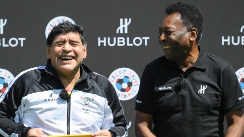 Diego Maradona con Pelé una de las últimas veces que se vieron. Una historia de gloria, peleas, abrazos... De fútbol.