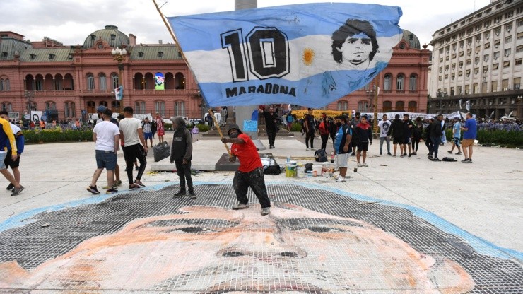 Se espera que llegue más de 1 millón de personas a despedir al Diego.