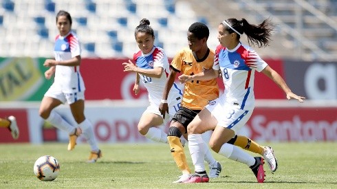La Roja femenina sigue su preparación al repechaje de Tokio 2021 jugando ante Zambia en el Estadio San Carlos de Apoquindo.