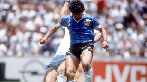 Diego Maradona ante Inglaterra en el Mundial de México 1986