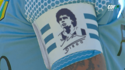 La jineta que usa Ramón Fernández en homenaje a Diego Maradona