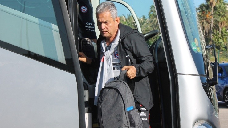 Reinaldo Rueda deja la selección chilena para asumir en Colombia Reinaldo Rueda deja la selección chilena para asumir en Colombia