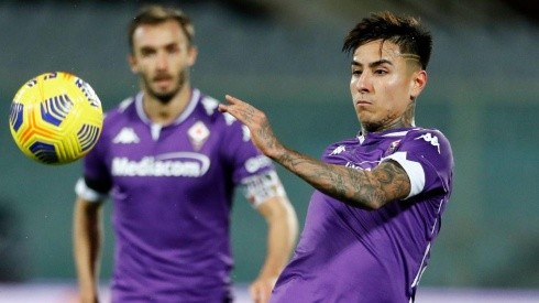 Erick Pulgar debe sumar junto a la Fiorentina para poder salir del fondo de la tabla de ubicaciones en el Calcio