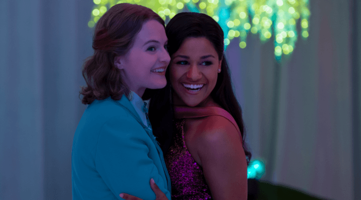 Ariana DeBose y Jo Ellen Pellman en “El Baile”.