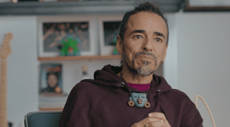 Rubén Albarrán de Café Tacvba, en “Rompan Todo”, de Netflix.