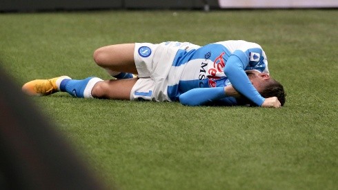 Desconsolado llanto de Mertens en Napoli tras lesionarse contra el Inter.