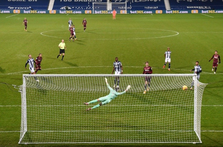 Leeds United aplastó por 5-0 al West Bromwich en la fecha 16 de la Premier League. (Foto: Getty)