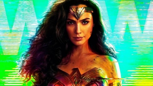 "Wonder Woman 1984" se estrenó en la Navidad pasada, en cines y streaming de manera simultánea.