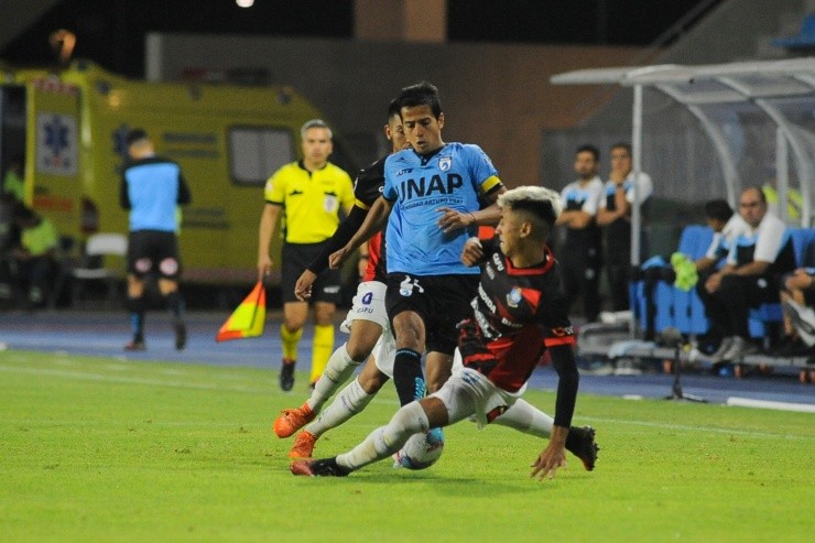 En el encuentro de la primera rueda Deportes Antofagasta venció por 4-0 a Deportes Iquique. (Foto: Agencia Uno)