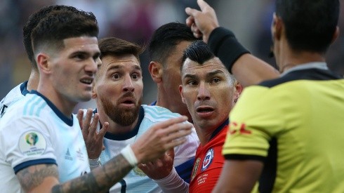 Medel y Messi se fueron expulsados en la Copa América 2019
