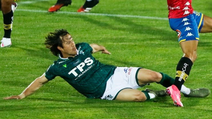 Francisco Alarcón suma un gol en 29 partidos por Santiago Wanderers en el Campeonato Nacional. Foto: Agencia Uno