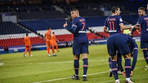 Kylian Mbappé firmó un partidazo con PSG ante Montpellier.