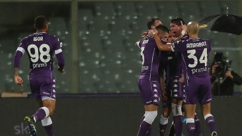 Fiorentina se aleja de la zona de descenso