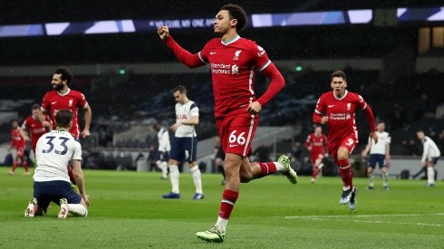 Triunfo del Liverpool de Klopp contra el Tottenham de Mourinho en la Premier League.