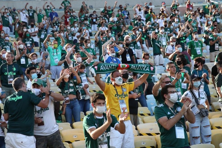 Los invitados de Palmeiras hasta sin mascarilla en la final de Copa Libertadores. Foto: Getty Images