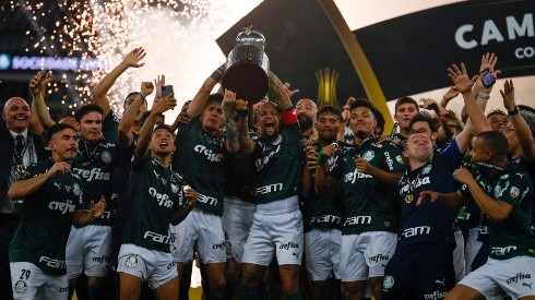 Palmeiras ganó la Copa Libertadores en una cerrada final ante Santos.