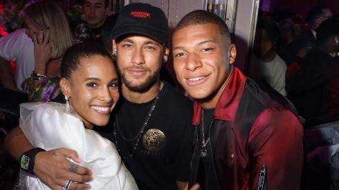Neymar junto a Mbappé en la fiesta de cumpleaños de Cindy Bruna
