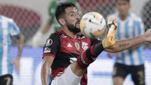 Mauricio Isla, con plena confianza del Flamengo: No llega Rafinha.