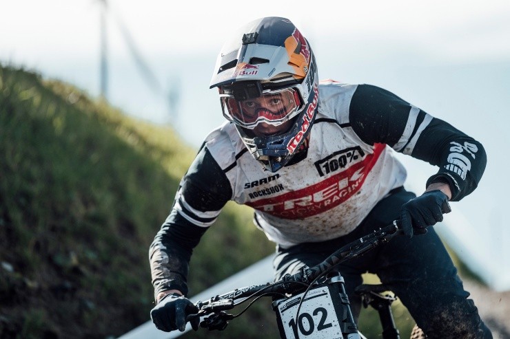 Pedro Burns es una de las cartas nacionales para el Red Bull Monserrate Cerro Abajo que desde las 12:00 hrs de Chile se desarrolla en Bogotá, Colombia. | Foto: Red Bull Pool Content.