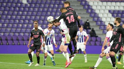 El gran cabezazo de Casemiro con el que Real Madrid se impuso a Valladolid.