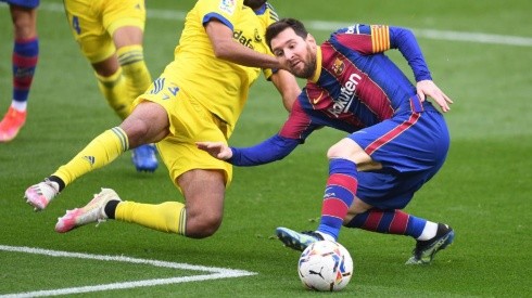 Messi marcó, pero el Barca dejó escapar el triunfo por causa de un penalti cometido por Lenglet.