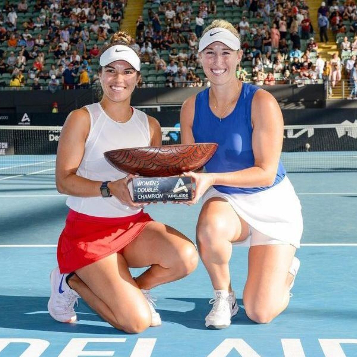 Tenis | Alexa Guarachi junto a Desirae Krawczyk conquistaron el título en  el WTA de Adelaida | RedGol