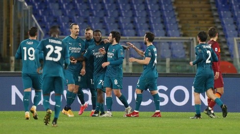 El Milan sigue de cerca al líder Inter