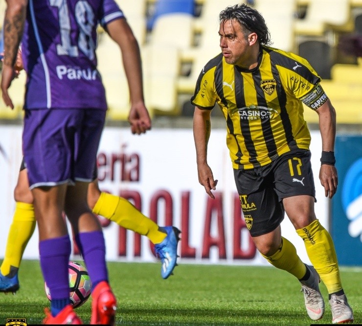 Arturo Sanhueza, ex Colo Colo en Segunda División