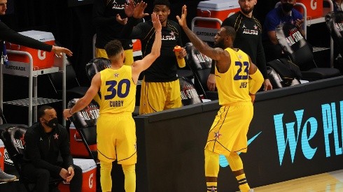 Curry y James jugaron juntos por primera vez en la historia de la NBA