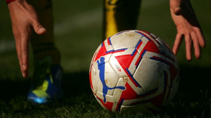 Amenaza de paro de futbolistas mantiene alerta a la ANFP