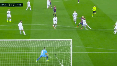 Messi anotó un golazo sin ángulo