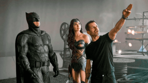 Zack Snyder dirige a Ben Affleck y Gal Gadot en medio de las filmaciones del Snyder Cut de "Justice League".
