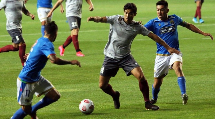Matías Fernández, jugador de Deportes La Serena Matías Fernández, jugador de Deportes La Serena