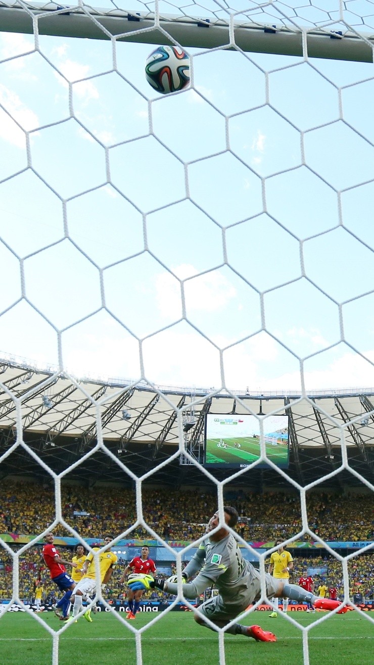 Palo de Pinilla, Brasil vs Chile Mundial de 2014