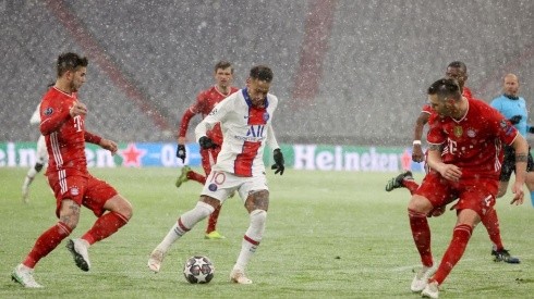 Bajo una tormenta de nieve el PSG logró derrotar al Bayern Múnich en Alemania.