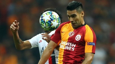 Radamel Falcao sufre una grave lesión en el entrenamiento del Galatasaray