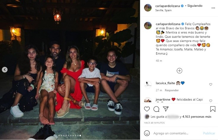 Carla Pardo le envió un íntimo saludo de cumpleaños a Claudio Bravo, con fotos junto a todos sus hijos. Foto: Instagram