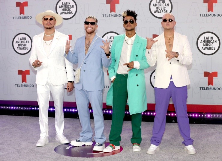 Los looksen los Latin American Music Awards 2021.(21)