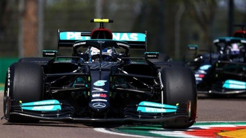 Bottas lideró las dos primeras practicas libres seguido de su compañero de equipo, Lewis Hamilton.