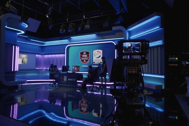 Los duelos del ePrimera DIRECTV GO cuentan con el relato de Bruno Sampieri y los comentarios de Tabatha Pacer.