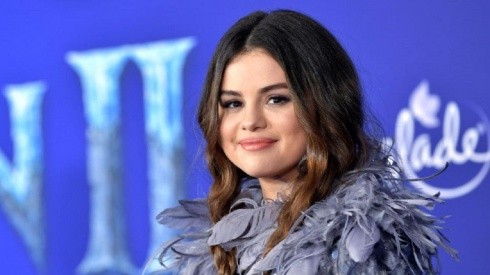 Selena Gomez sorprende con radical cambio de look: