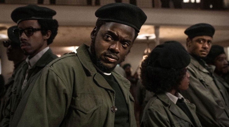 Oscar 2021: Daniel Kaluuya interpreta al líder del Partido Pantera Negra, Fred Hampton, en 
   Judas and the Black Messiah.